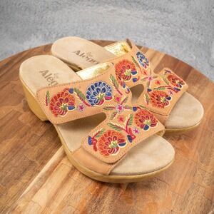 Alegria Linn Womens EU 36 / US 6 Wedge Sandals LIN-647N Embroidered Leather